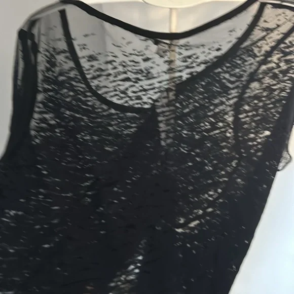 NWT Guess SS waves burnout tee size M - Picture 8 of 8